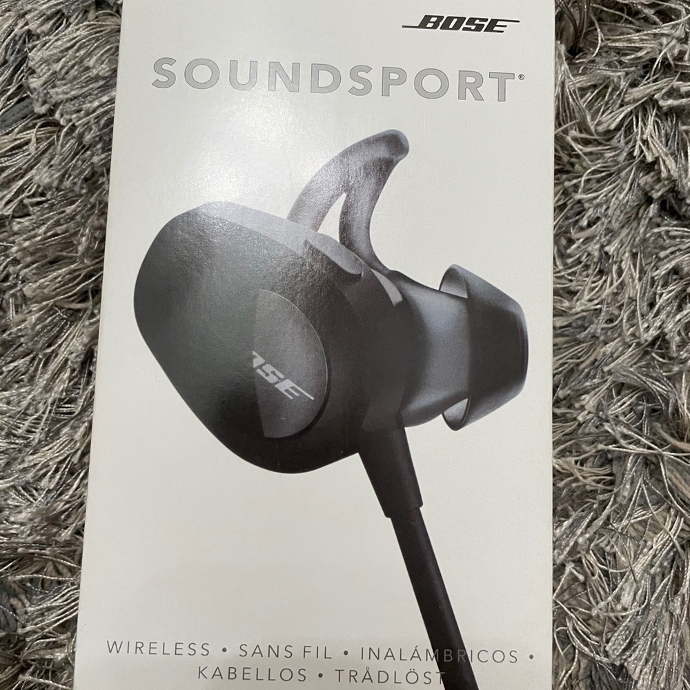BOSE soundsport wireless ear buds